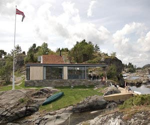 Beautiful summer cottage retreat on Skåtøy Island
