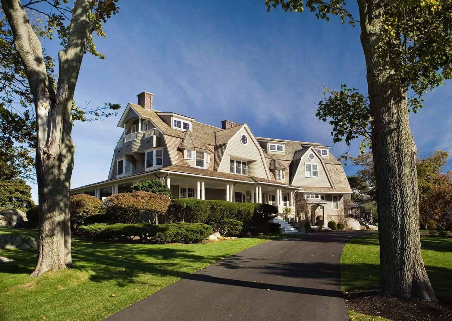 Charming New England Coastal Home With Amazing Details Architecture And Design